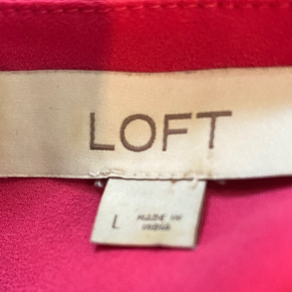 LOFT Vibrant Pink Blouse - Picture 3 of 3